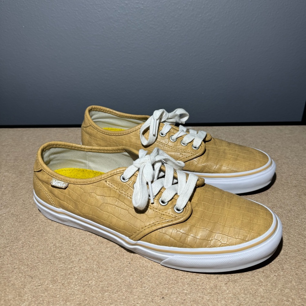Women’s Vans‎ Camden Size 10 Tan Deluxe Faux Crocodile Skin Sneakers 721356